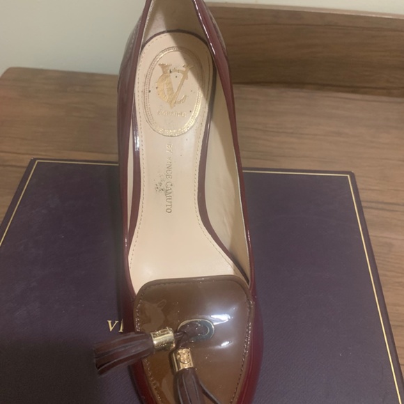 Vince Camuto Vi-Pandory Heels - Picture 4 of 5